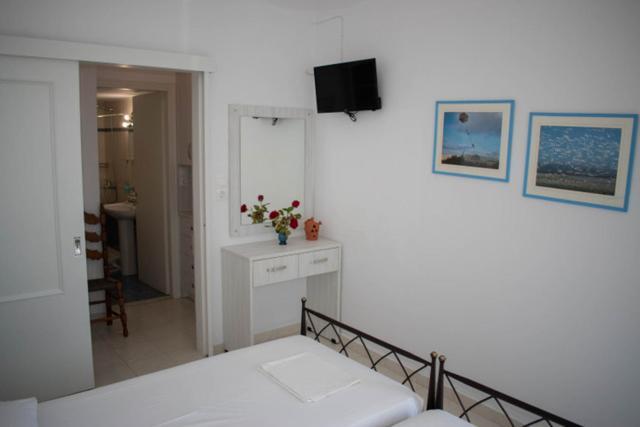 Kouki Maria Rooms Apollonía Exterior photo